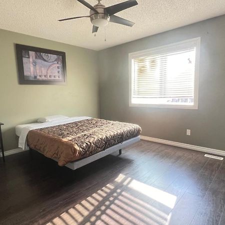 Monthly Accommodation Edmonton Londondery, Pilot Sound, Mcconachie Area 외부 사진